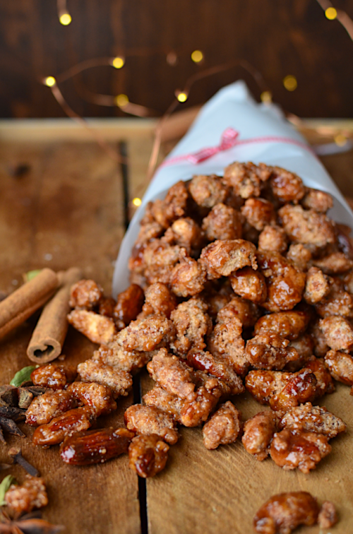 Amazing Roasted Almonds {German Christmas Market Style}