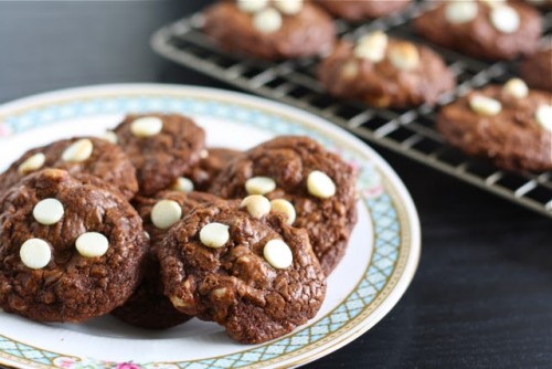 White Chocolate Macadamia Brownie Cookies