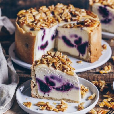 Vegan Blueberry Cheesecake with Almond Brittle